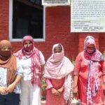 अनैतिक गतिविधियों में लिप्त महिलाओं के बीच चले जूते-चप्पल,हुआ हंगामा 04 महिलाओं पर पुलिस की कार्रवाई